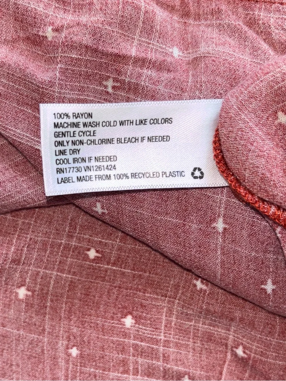 UNIVERSAL THREAD TOPS - Picture 7 of 10